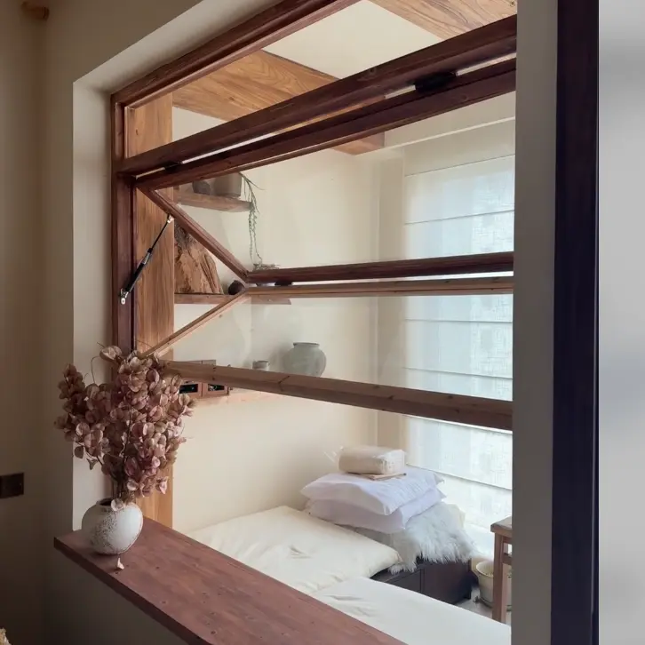 Алюминий қорытпасынан жасалған үстіңгі топсалы терезелер